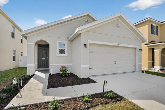 $2,300 | 10019 Merry Fawn Court, Sun City Center, FL 33573