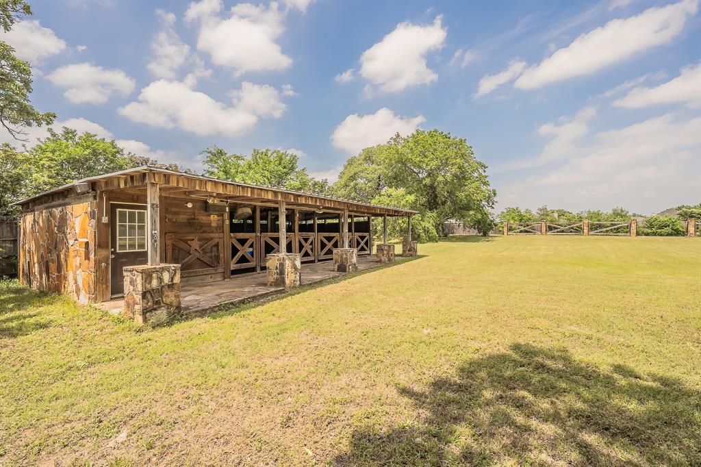 2313 Hickory Creek Road Denton, TX 76210 - Photo 4 of 39