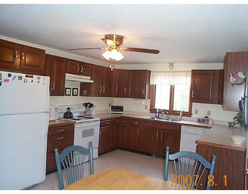 168 Upper North Row Road Sterling, MA 01564 - Photo 8 of 11 Gallery Image 8