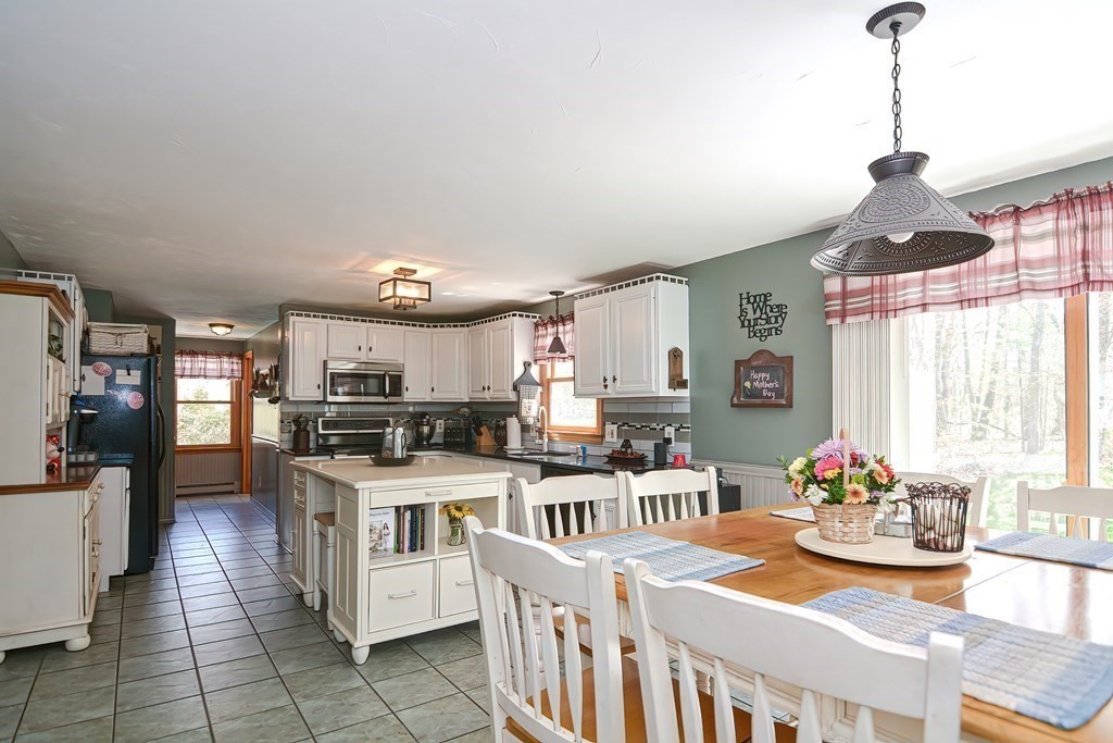 26 Butler Road Mendon, MA 01756 - Photo 14 of 42 Gallery Image 14