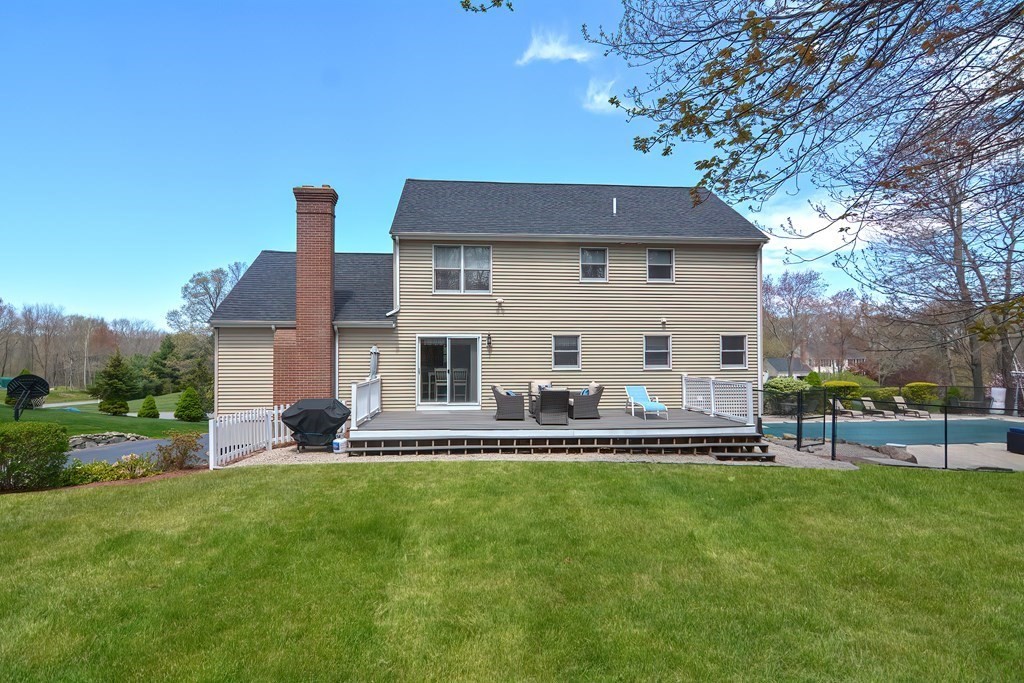 26 Butler Road Mendon, MA 01756 - Photo 2 of 42 Gallery Image 2