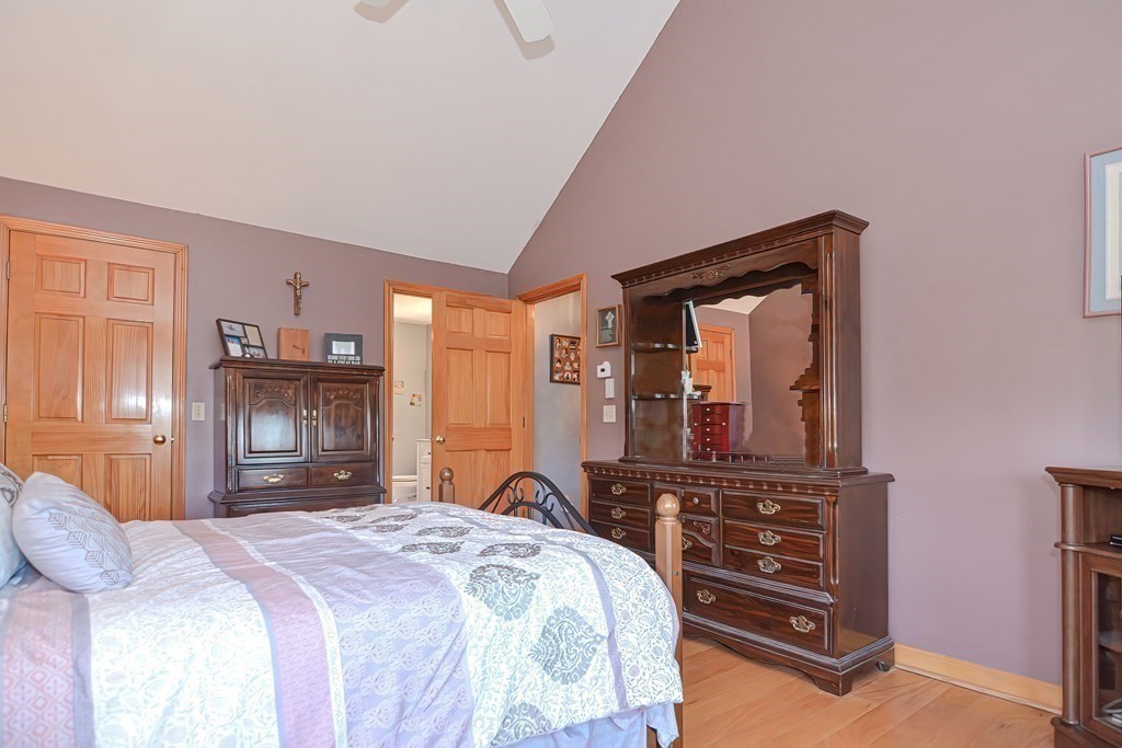26 Butler Road Mendon, MA 01756 - Photo 22 of 42 Gallery Image 22