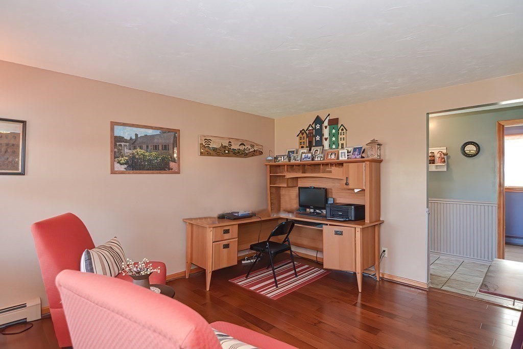 26 Butler Road Mendon, MA 01756 - Photo 7 of 42 Gallery Image 7