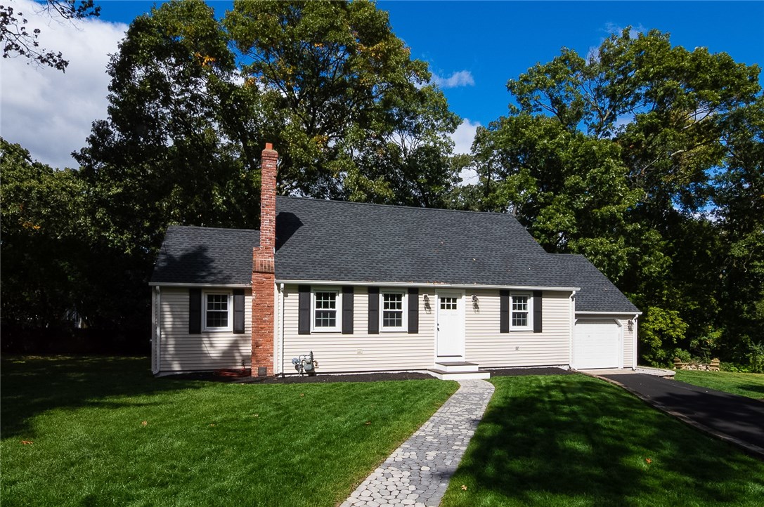 1 Enfield Road Warwick, RI 02886 - Photo 1 of 37 Gallery Image 1