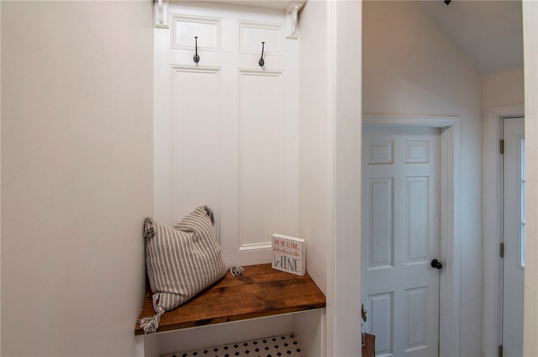 1 Enfield Road Warwick, RI 02886 - Photo 28 of 37 Gallery Image 28