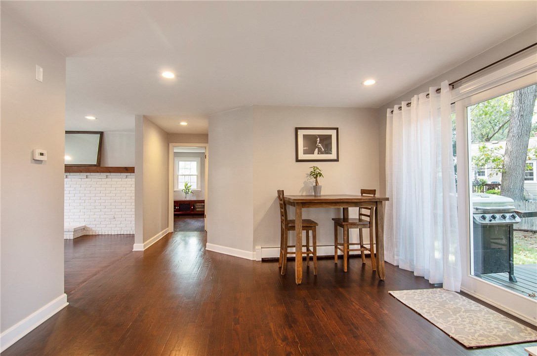 1 Enfield Road Warwick, RI 02886 - Photo 8 of 37 Gallery Image 8
