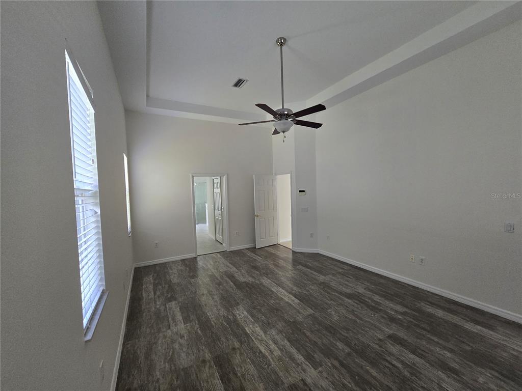 8427 Sailing Loop Lakewood Ranch, FL 34202 - Photo 33 of 44