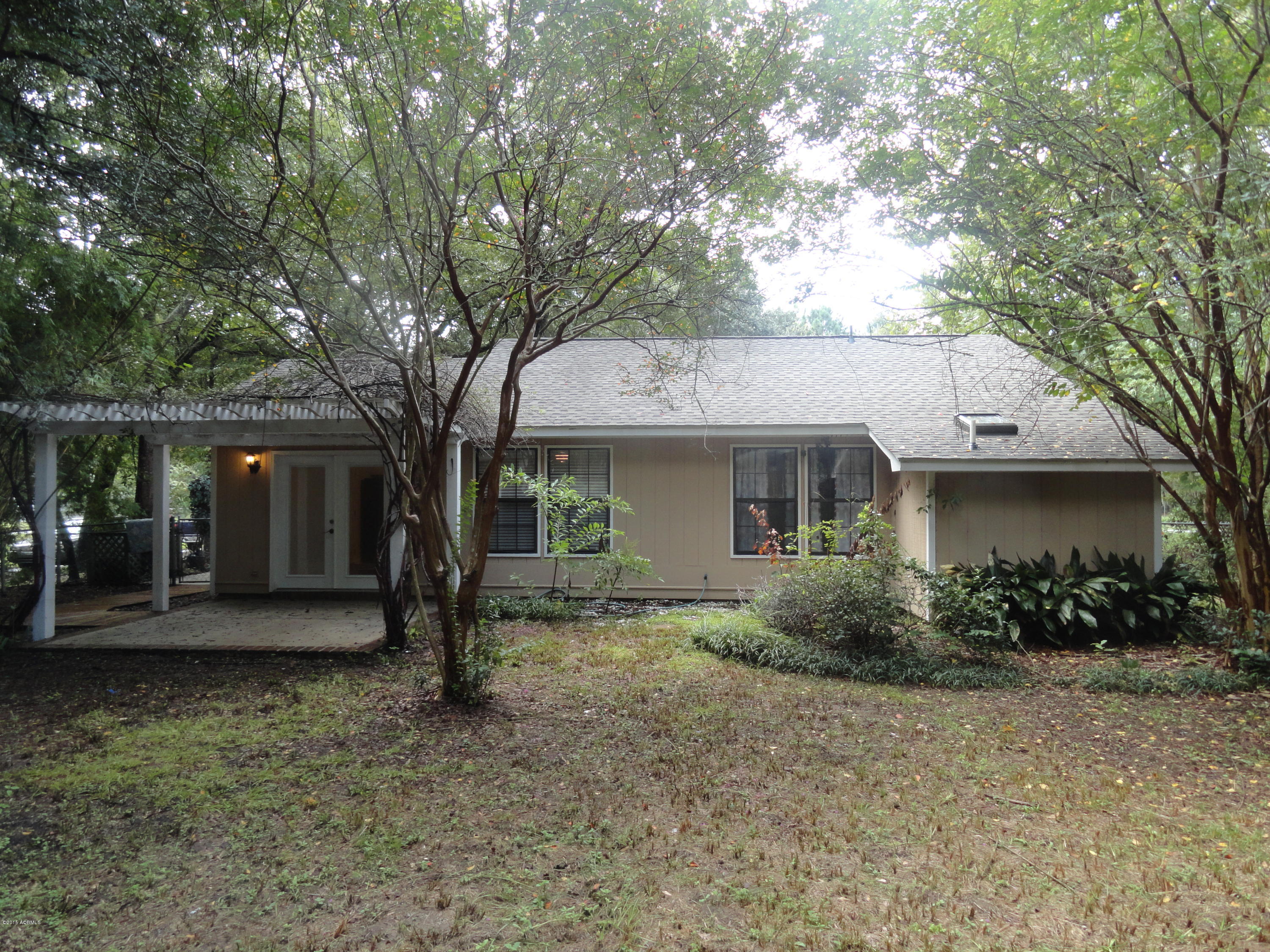 30 Springfield Road Beaufort, SC 29907 - Photo 10 of 11 Exterior/Backyard