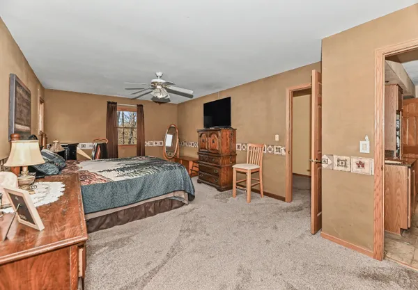 $549,900 | S94-w26995 Linden Court, Mukwonago, WI 53149