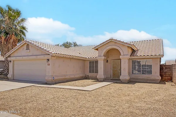 $2,350 | 1407 West Bluefield Avenue, Phoenix, AZ 85023