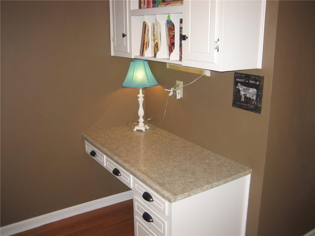 8370 Carthay Circle Fishers, IN 46038 - Photo 12 of 27 Gallery Image 12
