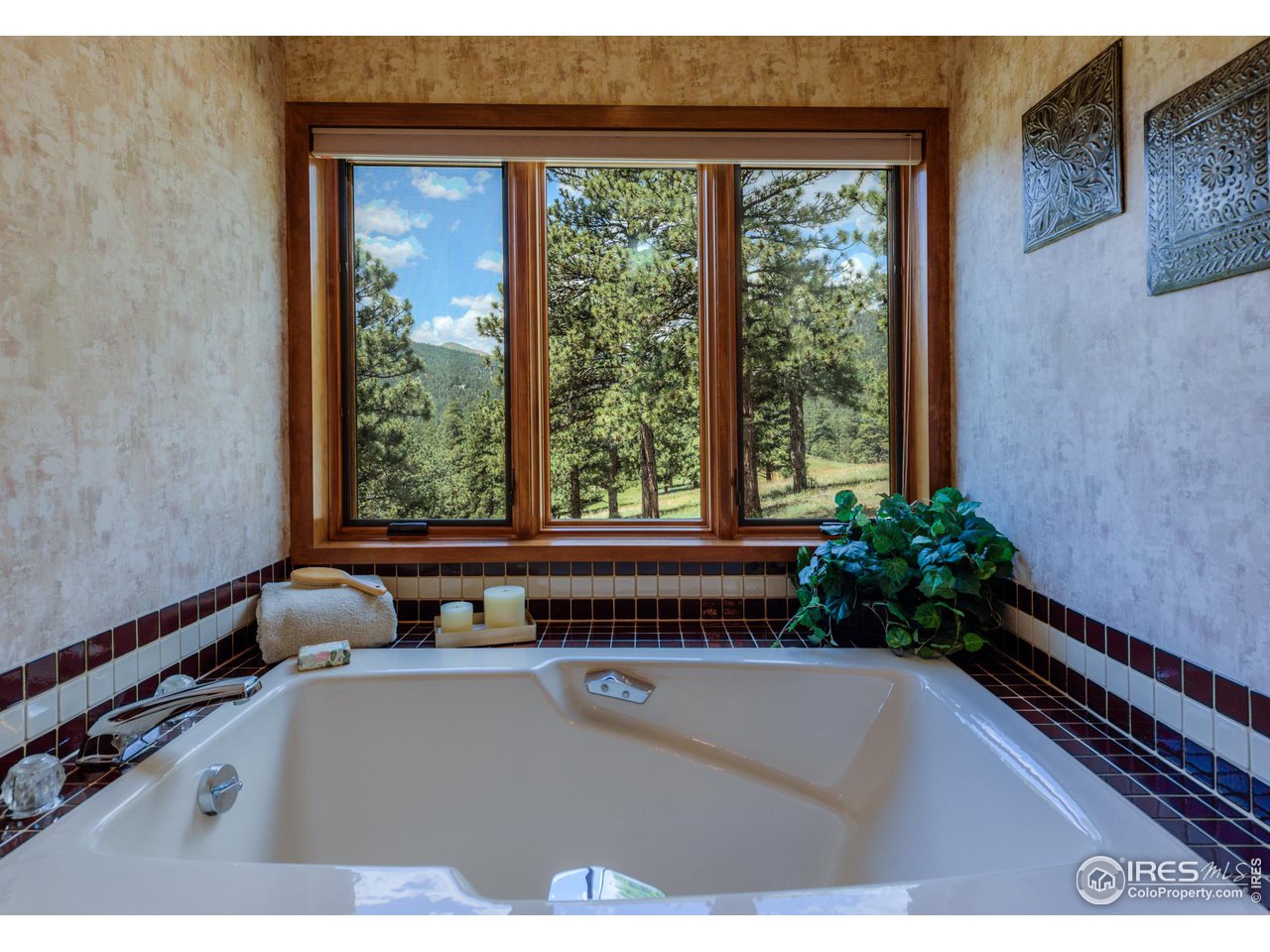 293 Broken Fence Road Boulder, CO 80302 - Photo 19 of 40 Tranquil Views While You Soak