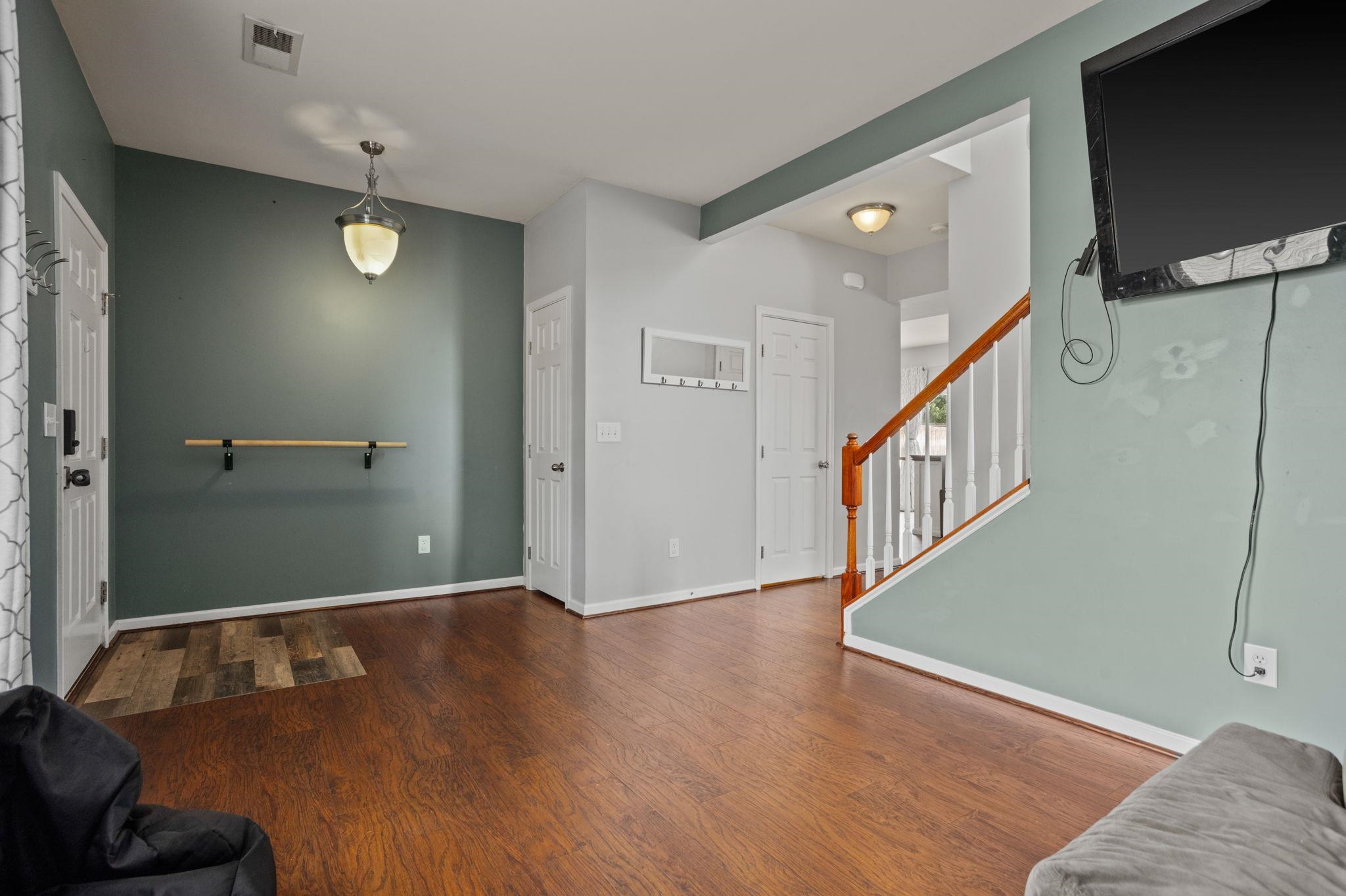 107 Castleton Circle Boiling Springs, SC 29316 - Photo 5 of 36