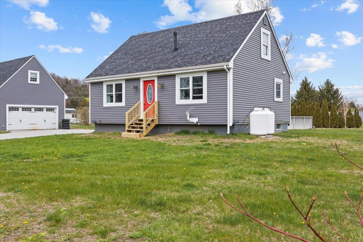 301 Ridgeview Drive Georgia, VT 05468 - Photo 2 of 23