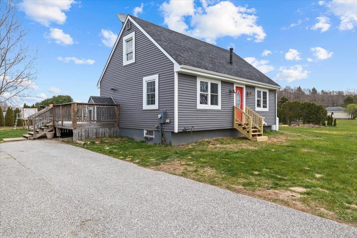 301 Ridgeview Drive Georgia, VT 05468 - Photo 3 of 23