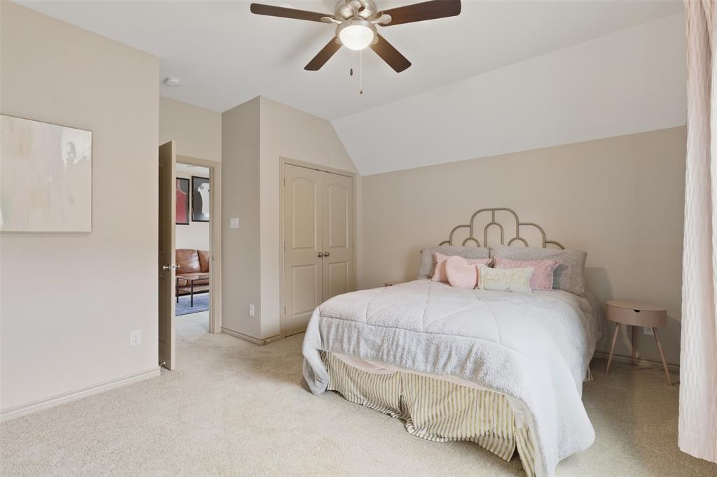 527 Trail Rider Road Fort Worth, TX 76114 - Photo 32 of 40 Second floor bedroom