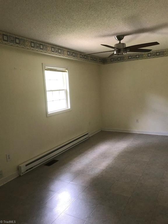 173 Stewart Road Lexington, NC 27292 - Photo 5 of 8 Den
