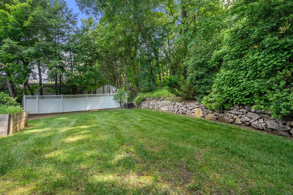 120 Cynthia Road Newton, MA 02459 - Photo 28 of 30
