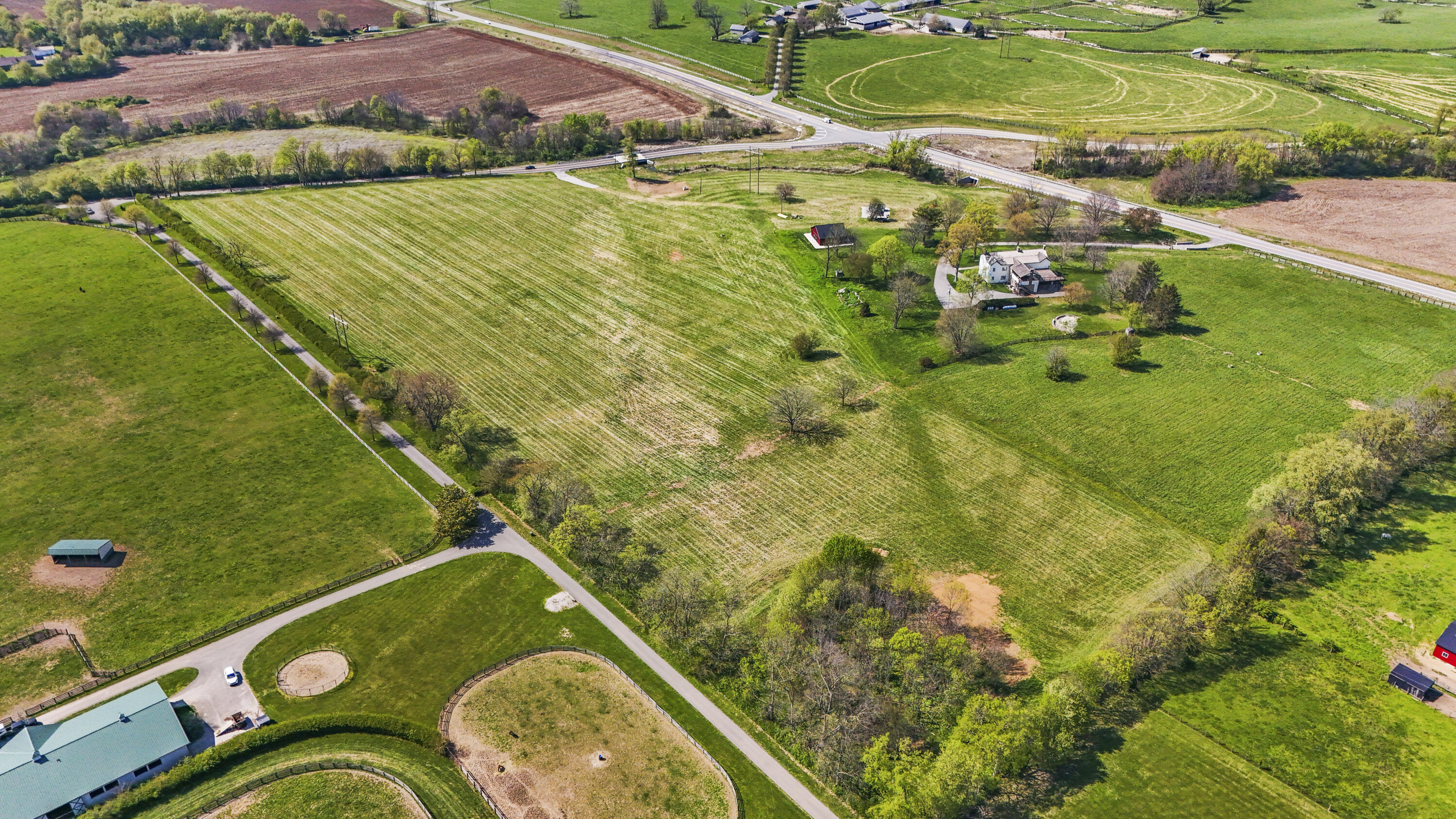 750 Elizabeth Station Road Paris, KY 40361 - Photo 17 of 19 DJI_20260409154410_0172_D