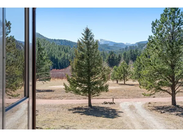 $495,000 | 434 Aspen Drive, Lyons, CO 80540