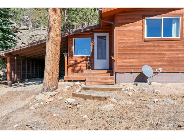 $495,000 | 434 Aspen Drive, Lyons, CO 80540