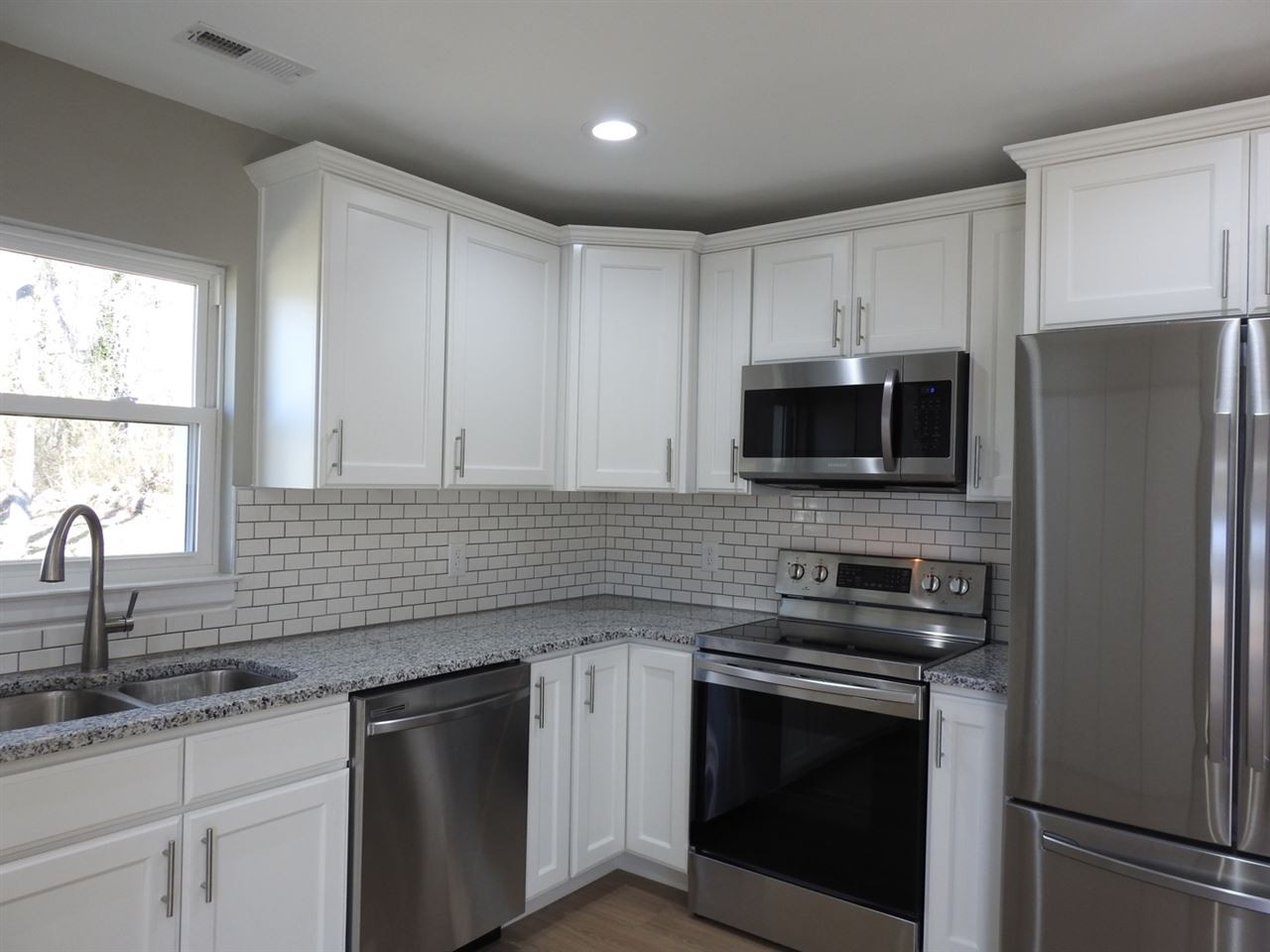 41 Peace Street Roxboro, NC 27573 - Photo 6 of 20 Photo 6