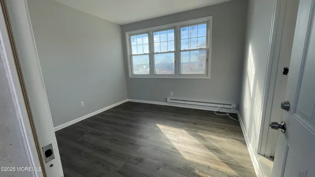 $2,700 | 198 Bay Stream Drive, Toms River, NJ 08753