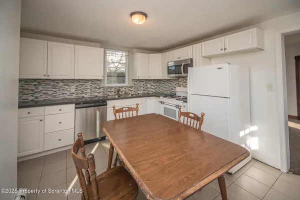 $230,000 | 1227 Rundle Street, Scranton, PA 18504