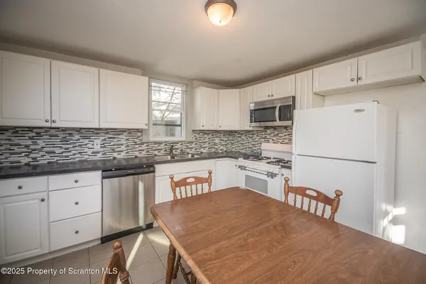 $230,000 | 1227 Rundle Street, Scranton, PA 18504