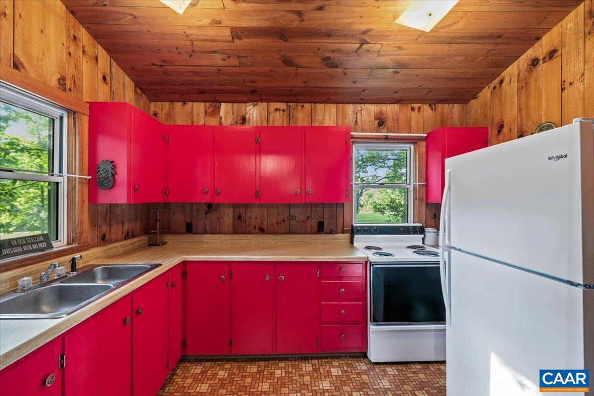 2492 Stable Road Hillsville, VA 24343 - Photo 55 of 65