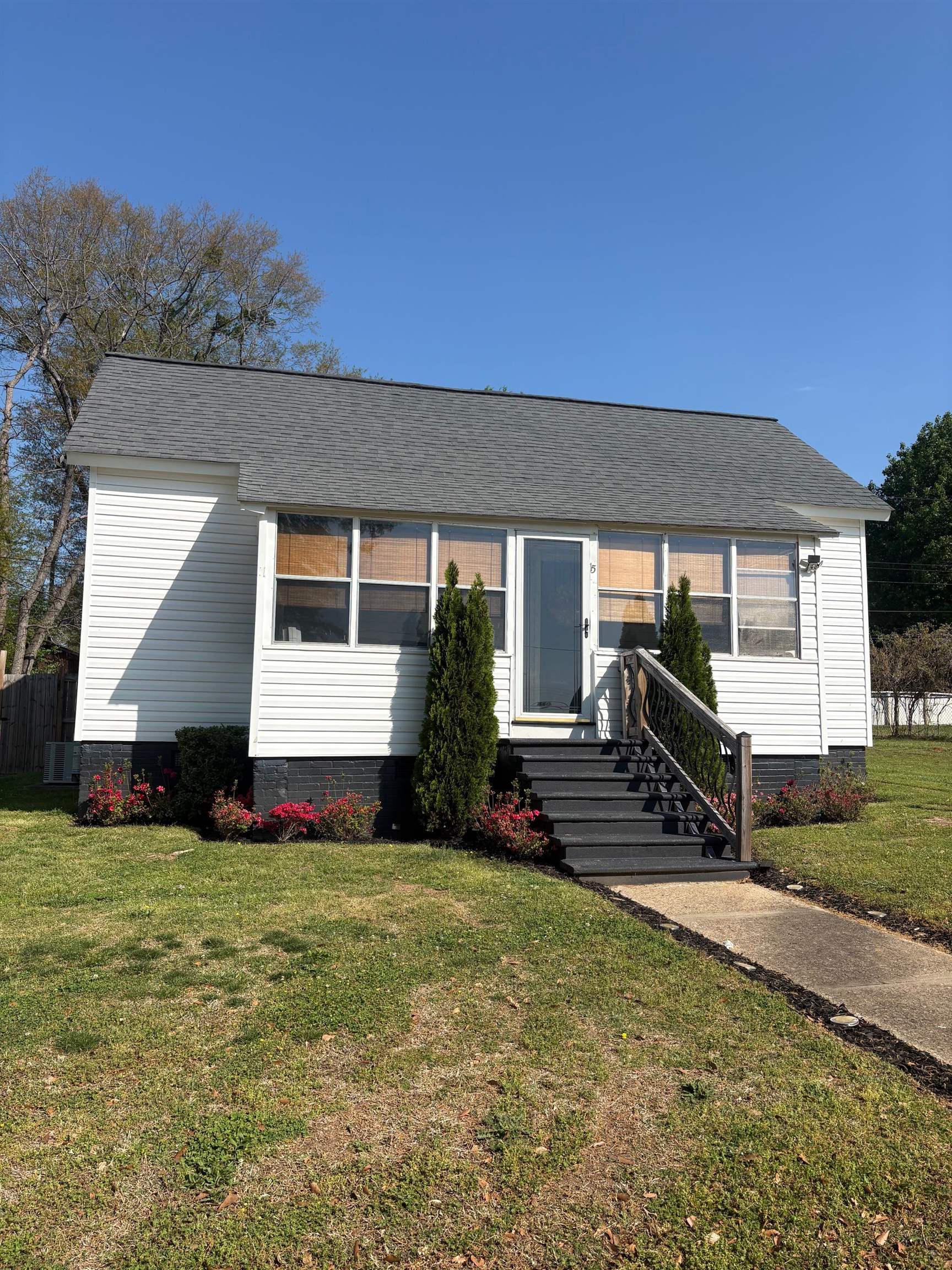 15 H Street Inman, SC 29349 - Photo 2 of 21