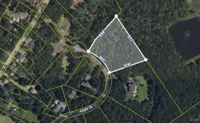 $199,900 | Eagles (bush) Court, Stroudsburg, PA 18360