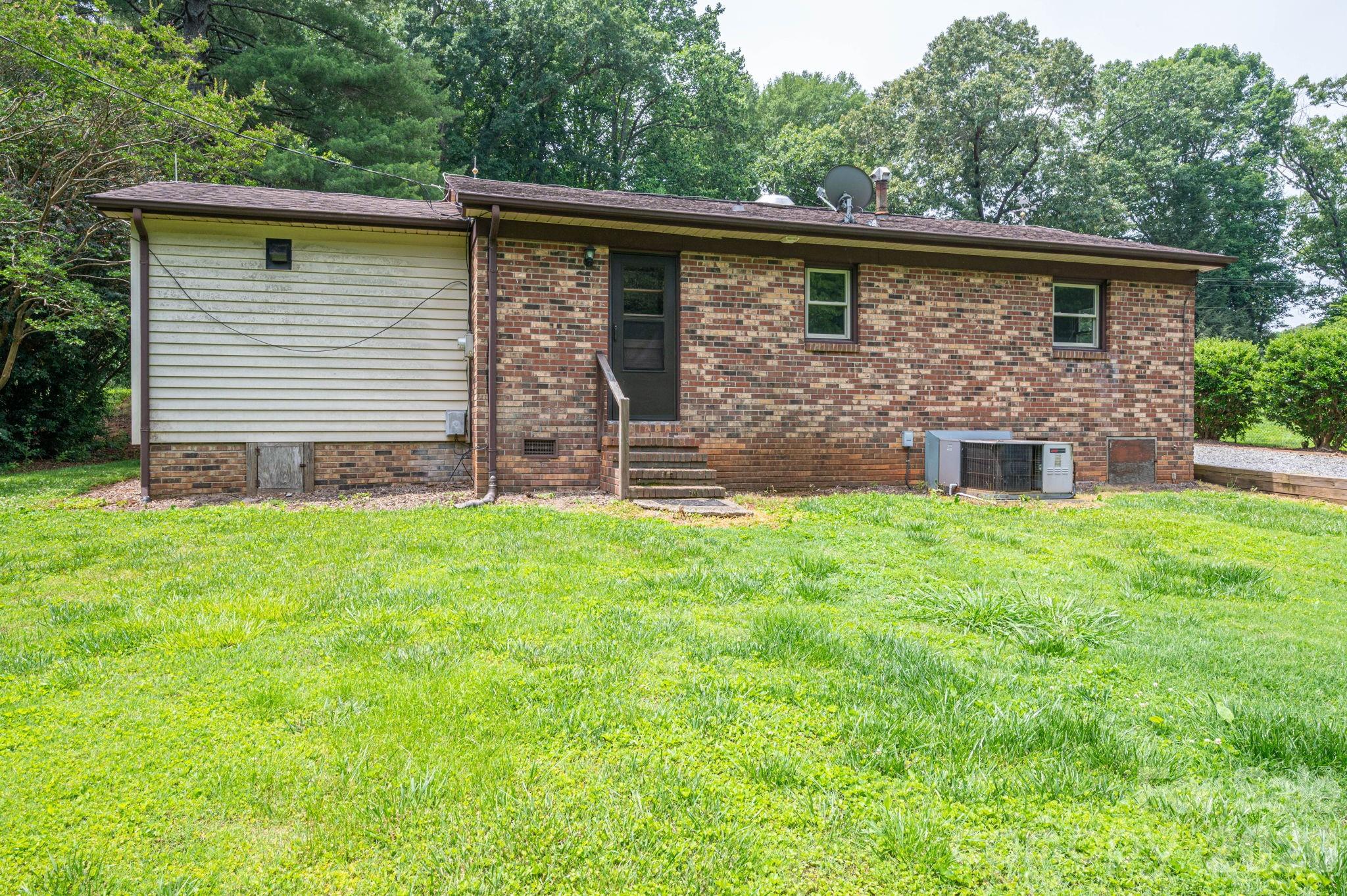 626 Dallas Spencer Mountain Road Dallas, NC 28034 - Photo 41 of 44