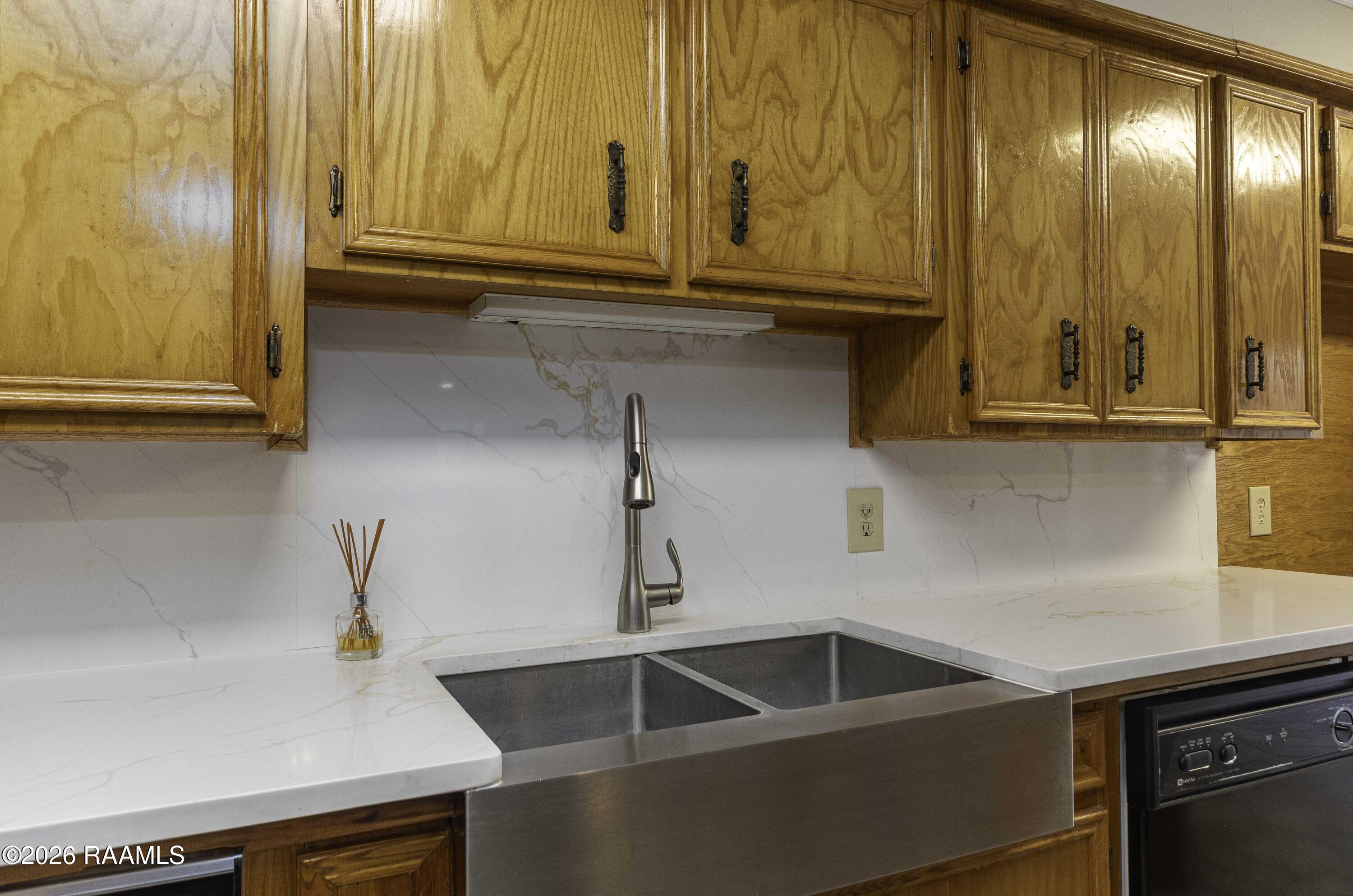 11022 Anthony Road Abbeville, LA 70510 - Photo 17 of 44