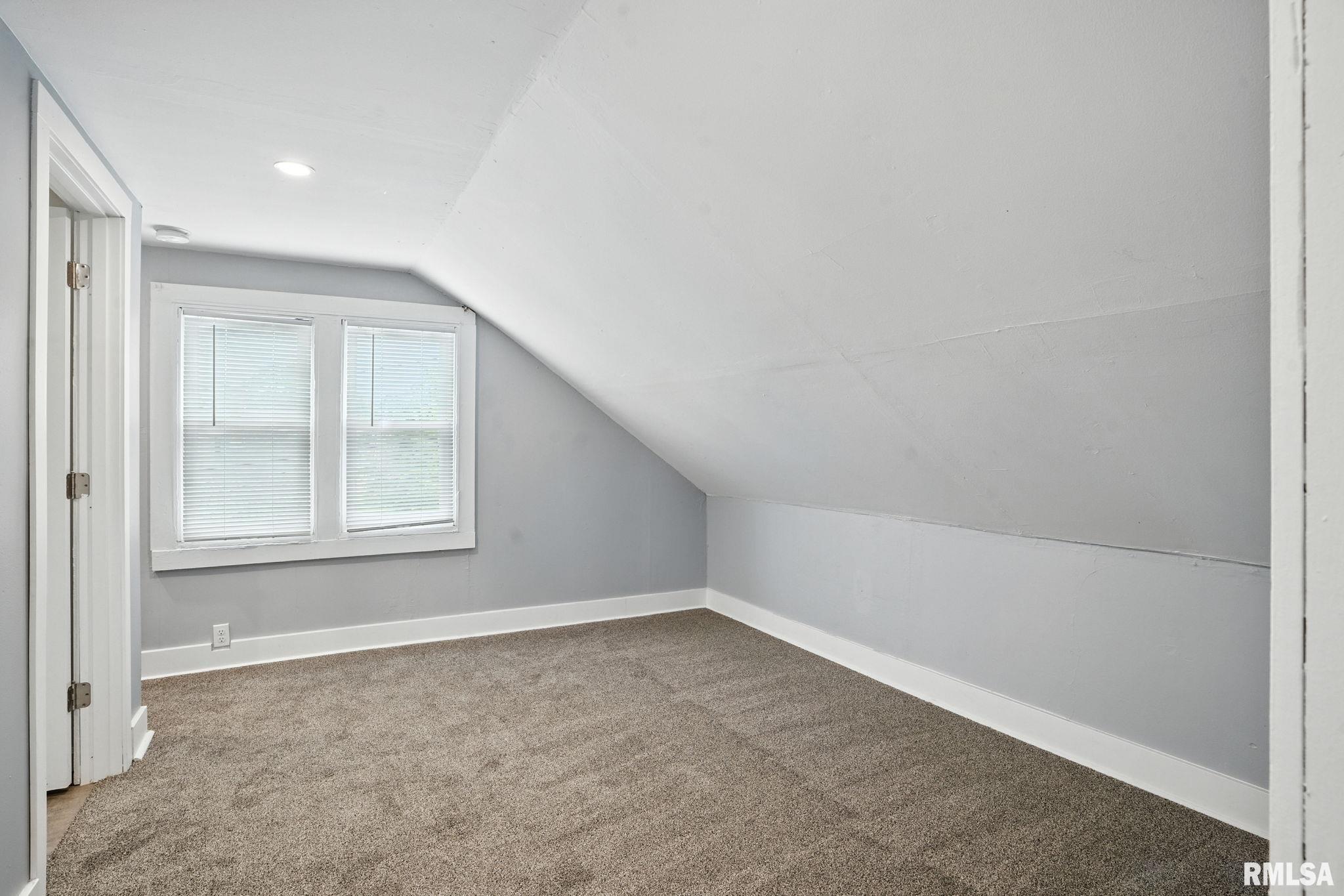 421 16th Avenue Moline, IL 61265 - Photo 20 of 26