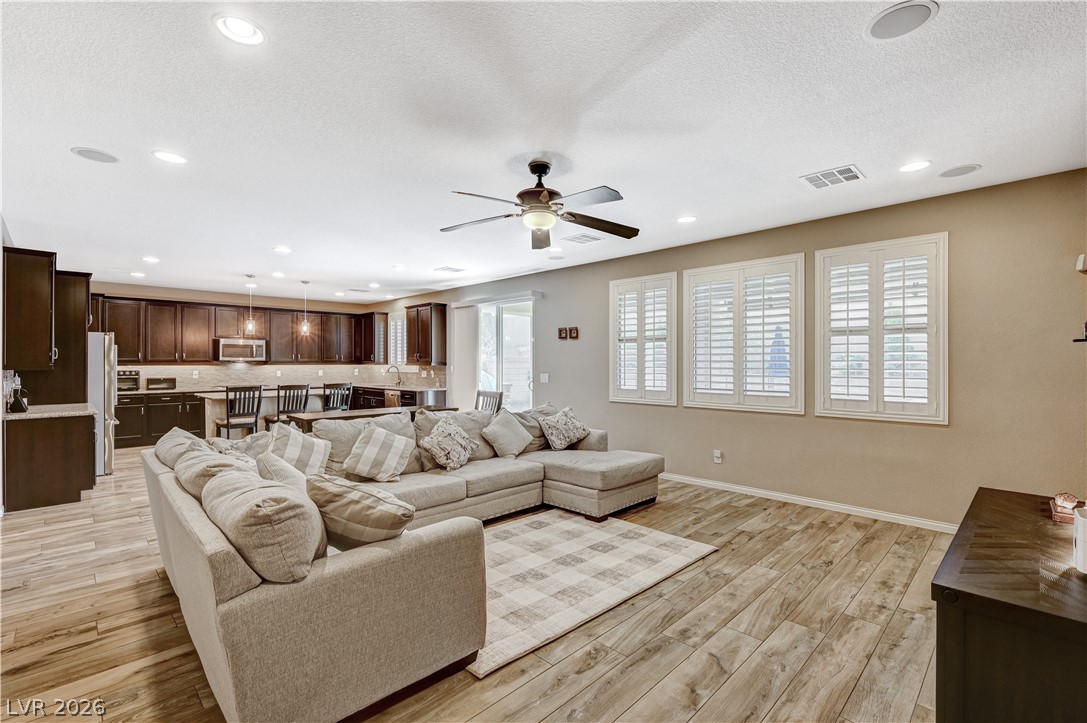 7741 Rainbow Rising Street Las Vegas, NV 89139 - Photo 8 of 55