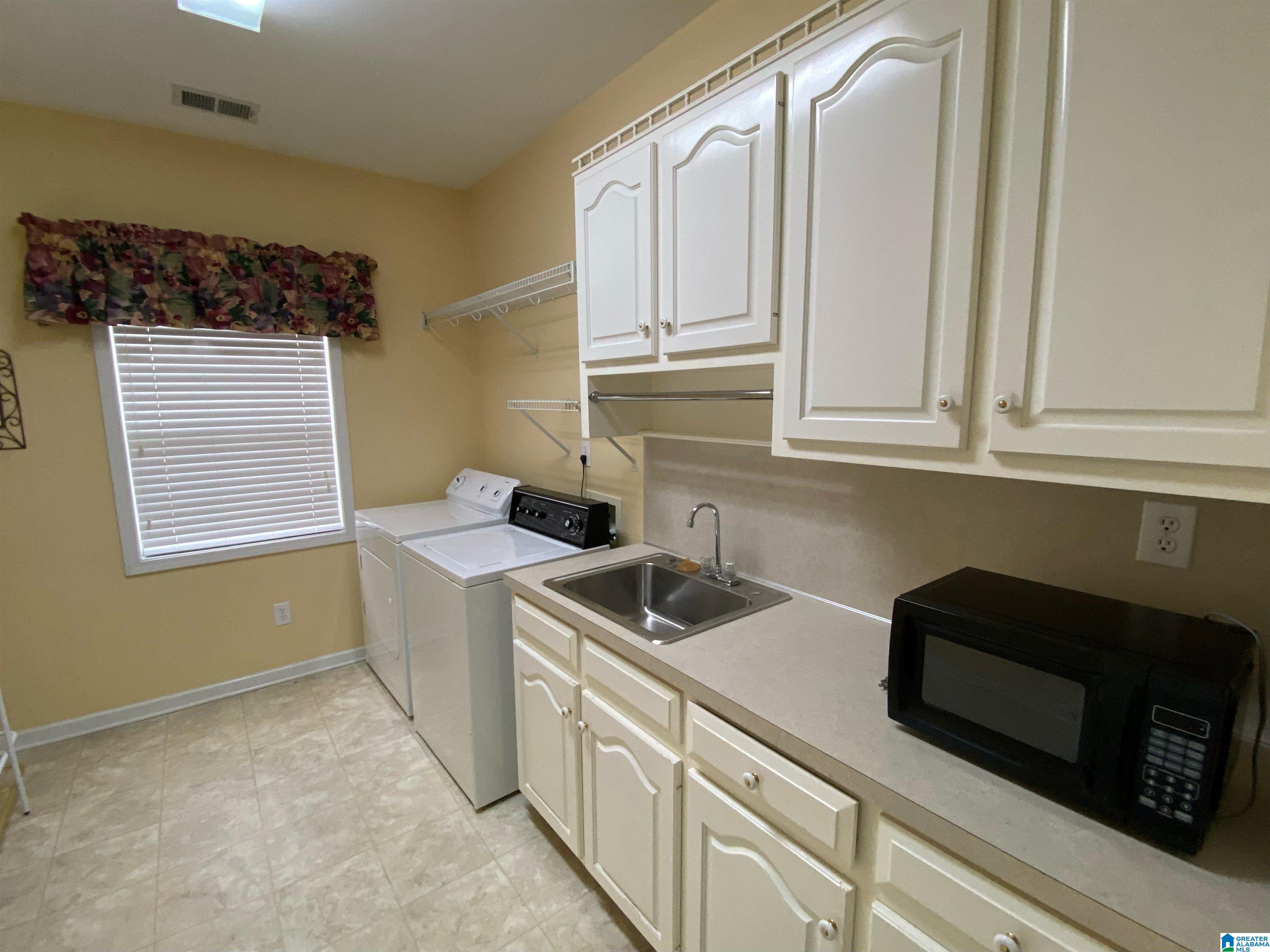 101 Daventry Drive Calera, AL 35040 - Photo 6 of 13