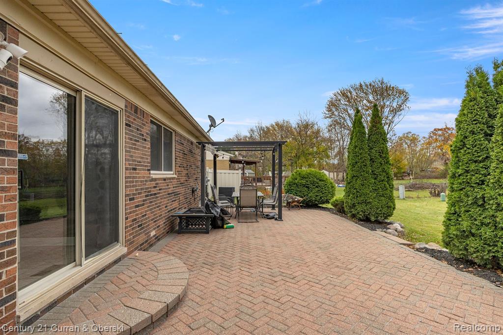 23761 Cedar Ridge Drive Romulus, MI 48174 - Photo 35 of 46