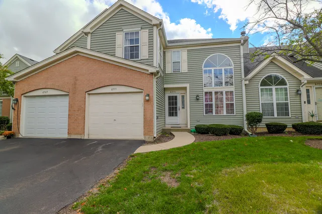 $299,900 | 6771 East Wellsley Court, Gurnee, IL 60031