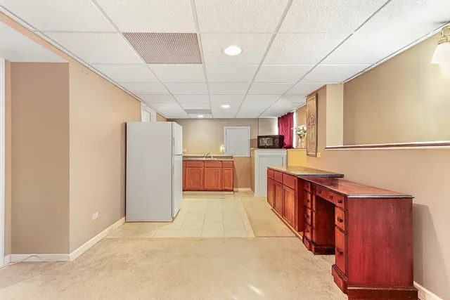 $299,900 | 6771 East Wellsley Court, Gurnee, IL 60031