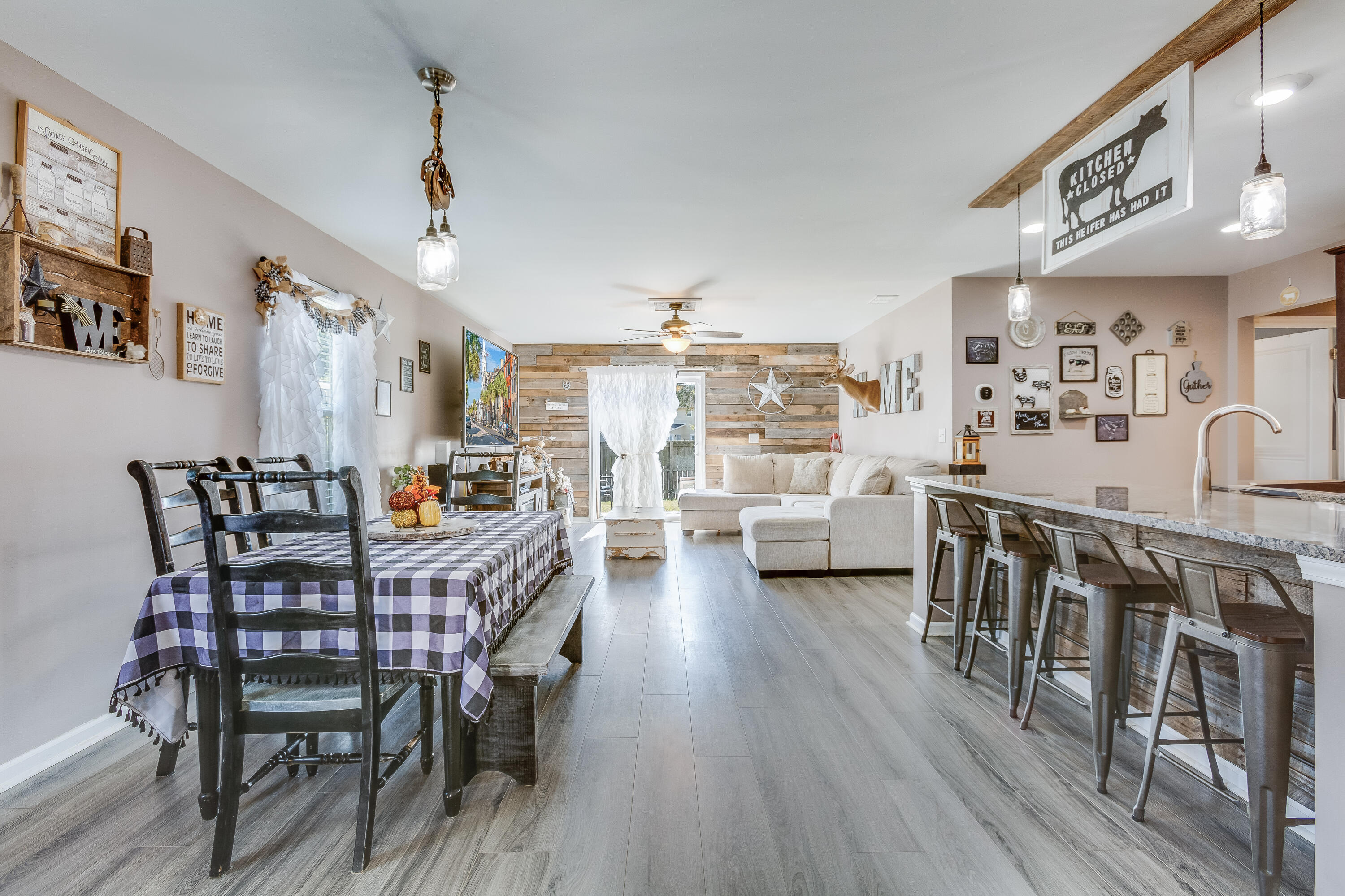 235 Cypress Marsh Road Moncks Corner, SC 29461 - Photo 4 of 32 235CypressRidge.MoodyBrandingBoutique-20