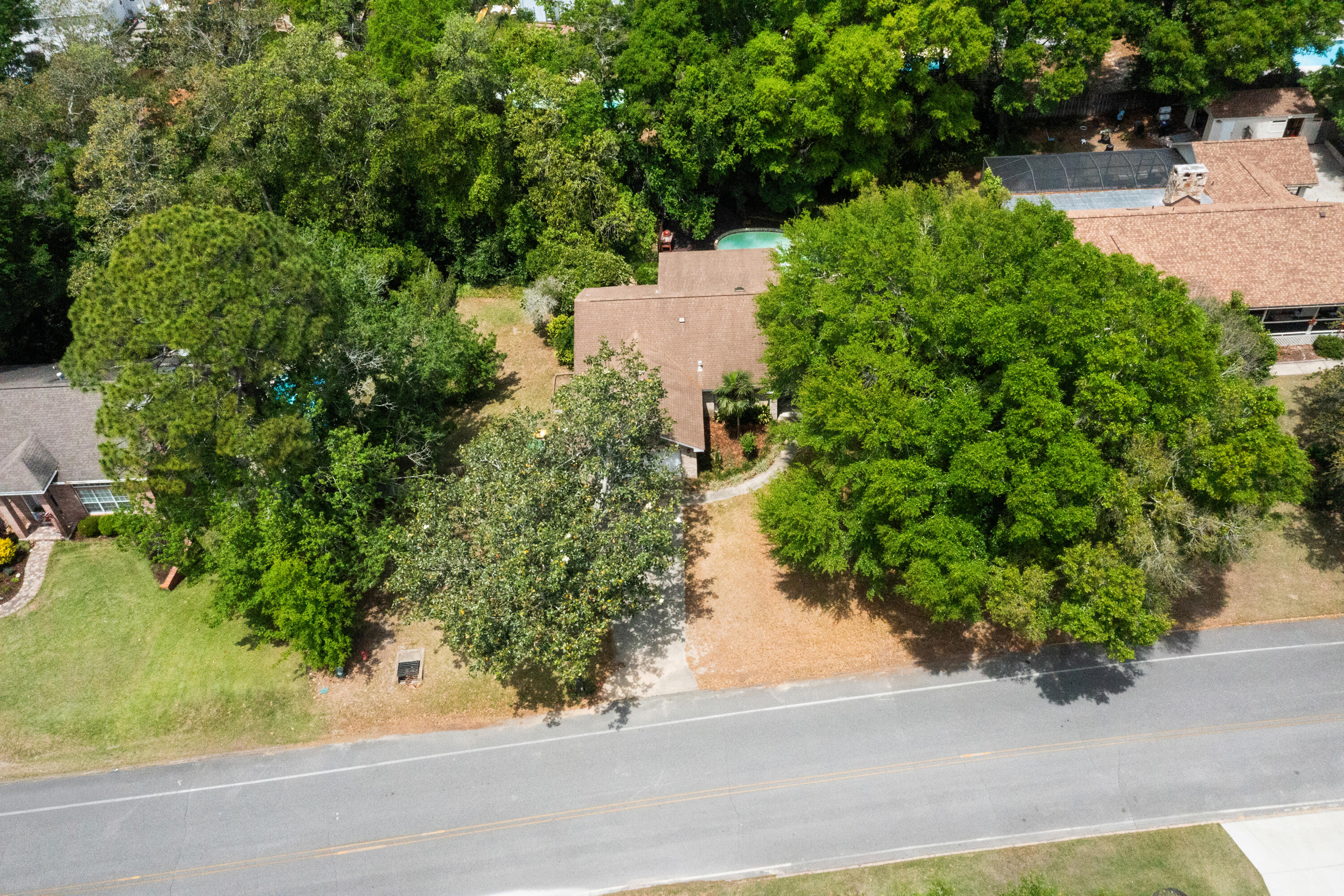 314 Ruckel Drive Niceville, FL 32578 - Photo 62 of 66 an outdoor view with patio