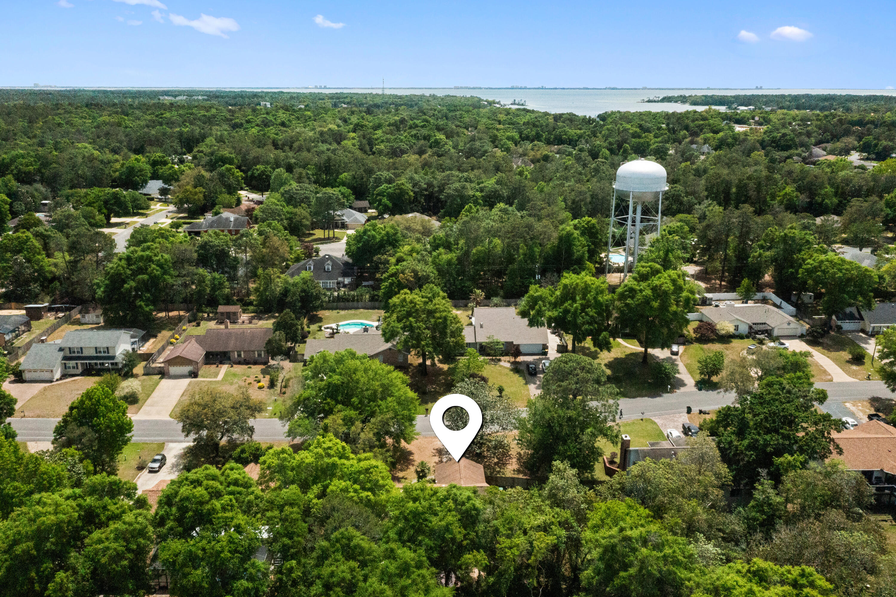 314 Ruckel Drive Niceville, FL 32578 - Photo 64 of 66 a view of a city