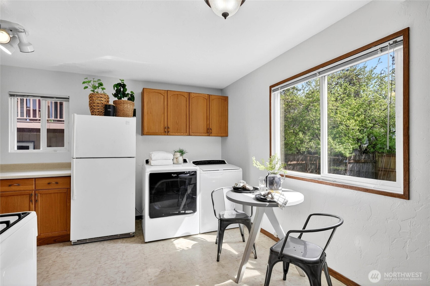 2827 Southwest Nevada Street Seattle, WA 98126 - Photo 11 of 19