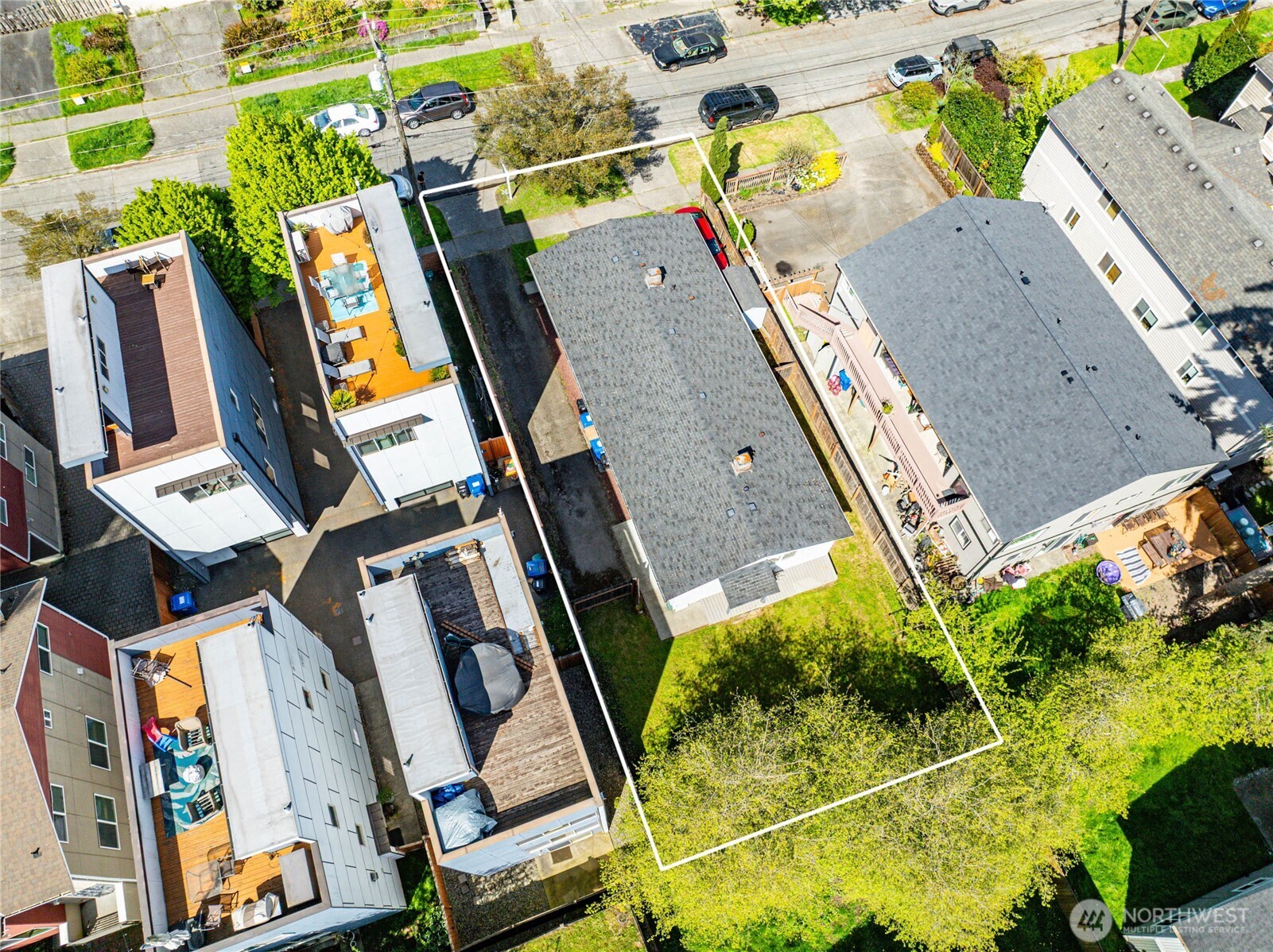 2827 Southwest Nevada Street Seattle, WA 98126 - Photo 18 of 19