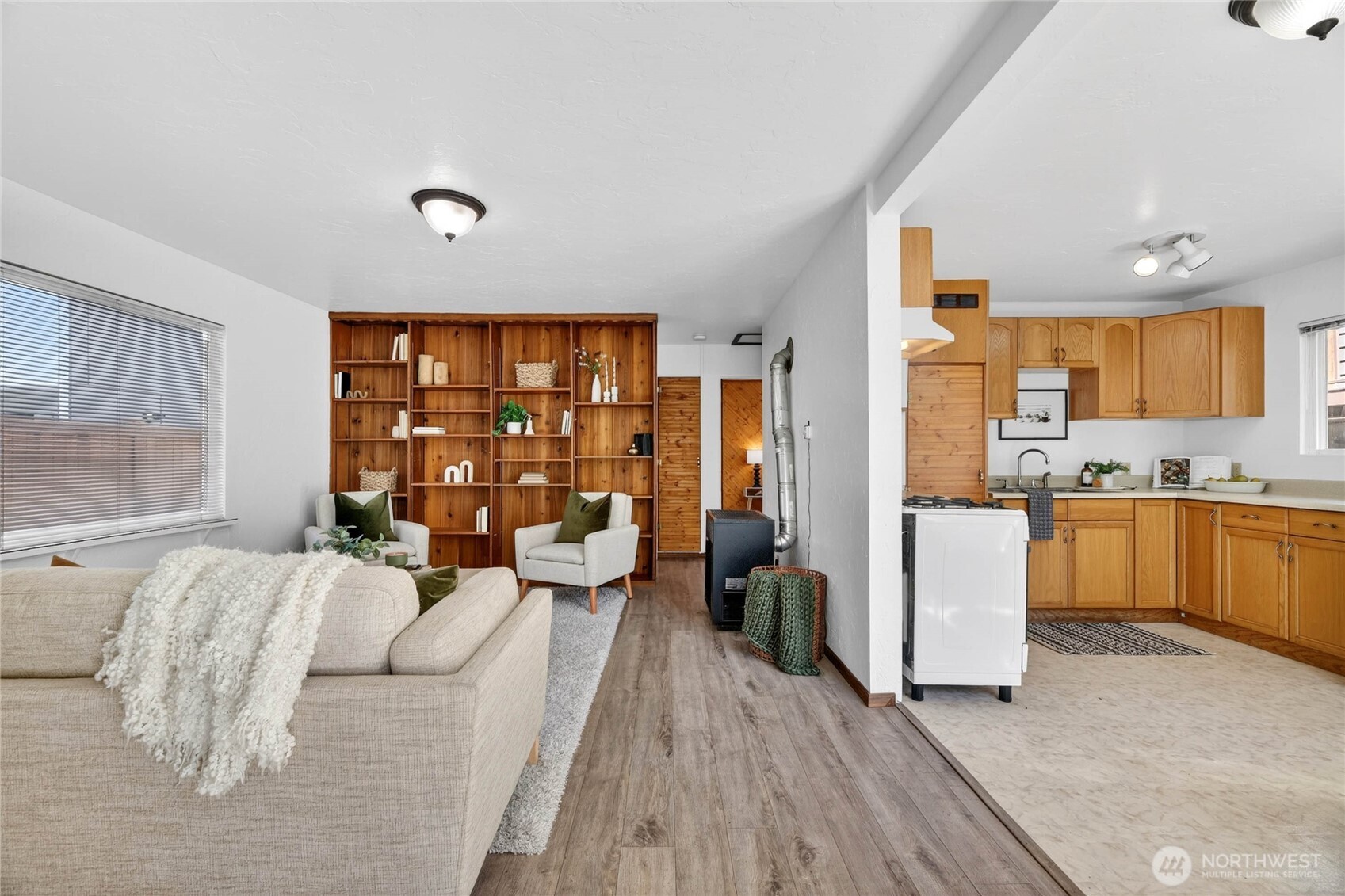 2827 Southwest Nevada Street Seattle, WA 98126 - Photo 8 of 19