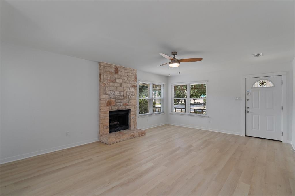 8907 Creekmont Cove Austin, TX 78748 - Photo 9 of 20