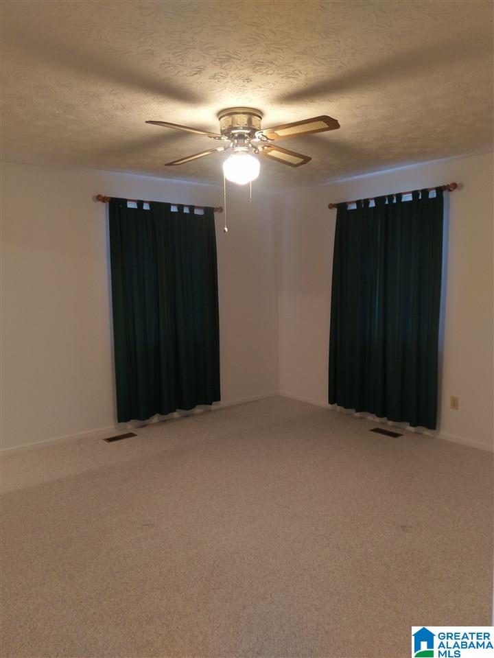 338 Collum Street Jemison, AL 35085 - Photo 4 of 27