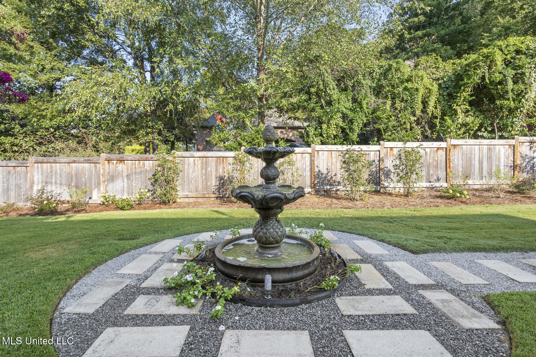 139 Bridgewater Crossing Ridgeland, MS 39157 - Photo 35 of 37 139 Bridgewater Crossing-49