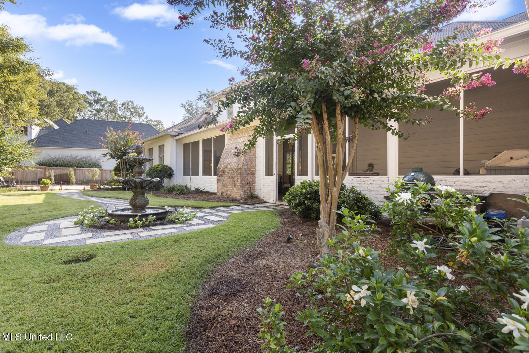 139 Bridgewater Crossing Ridgeland, MS 39157 - Photo 36 of 37 139 Bridgewater Crossing-50